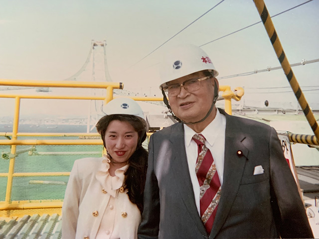 原健三郎議員と明石海峡大橋の工事視察へ